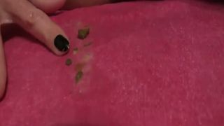 Kinky girl rubbing poop on her pussy