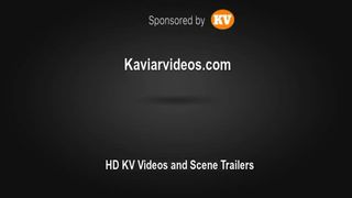 Amateur girl shitting in her tight jeans