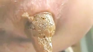 Asian girl dropped a very long turd