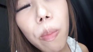 Eating pizza with fresh poop