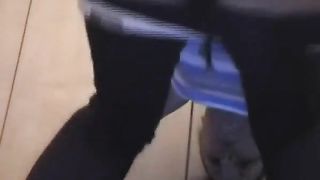 Amateur blonde dropped a big turd