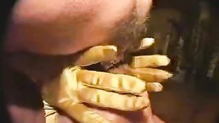 Jerking off while shitting in her mouth