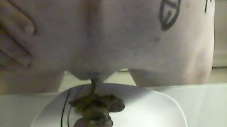 BOUFFON FAIT CACA ET LECHE