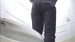 Amateur girl shitting in toilet slowly