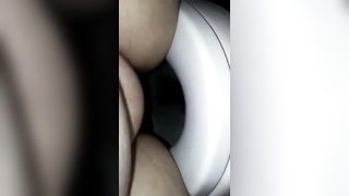 BBW girl shitting in toilet