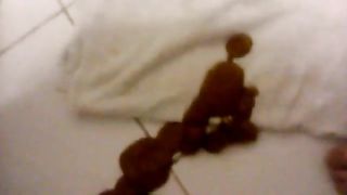 Fat American girl has diarheea