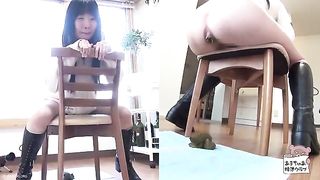 Love hearing girls that poop