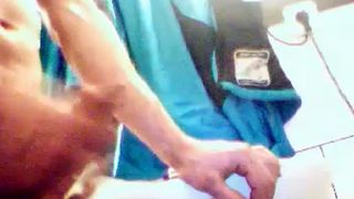 SWEET AND YOUNG ASS SEARCHING FOR MOMS LOVE