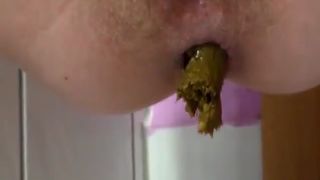 Same girl shitting many times