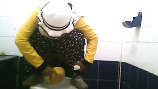 Compilation of Asian girls shitting