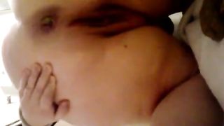 Fat babe shitting in doggy style