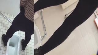 Spying on beautiful girls pooping