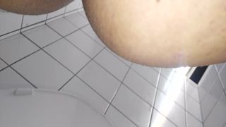 Dilated asshole poop