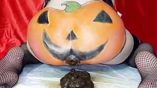 Shitting on halloween