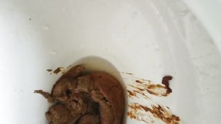 Messy black girl shitting a lot
